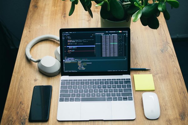 How Is the Future of Computing Hardware Shaping the Tech Industry?